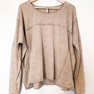 Exposed Seam Long Sleeve